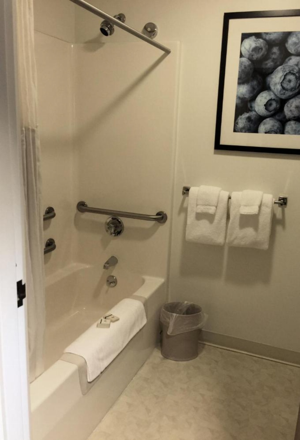 Camden Riverhouse Hotel and Inn Image 41