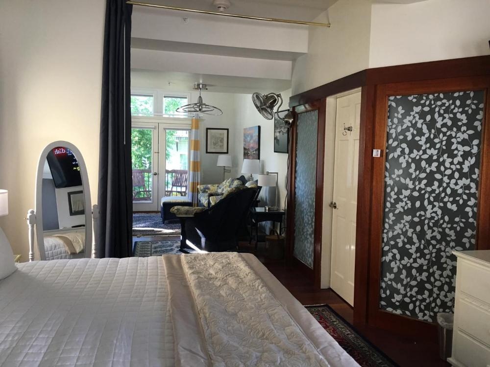 Camden Riverhouse Hotel and Inn Image 54